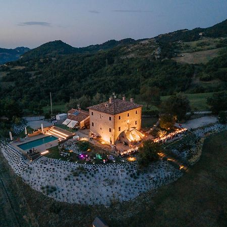 Palazzo Serre - Natura & Piscina San Leo Εξωτερικό φωτογραφία