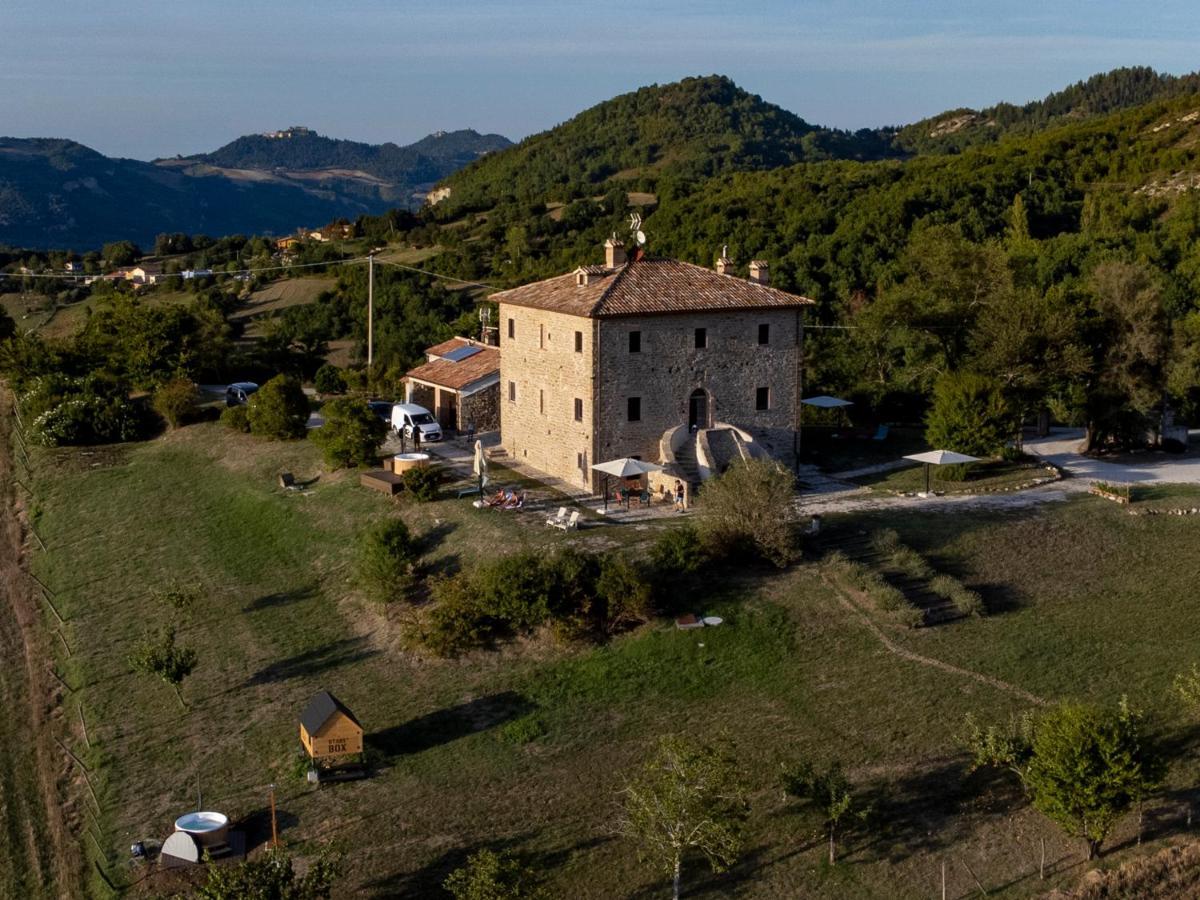 Palazzo Serre - Natura & Piscina Βίλα San Leo Εξωτερικό φωτογραφία