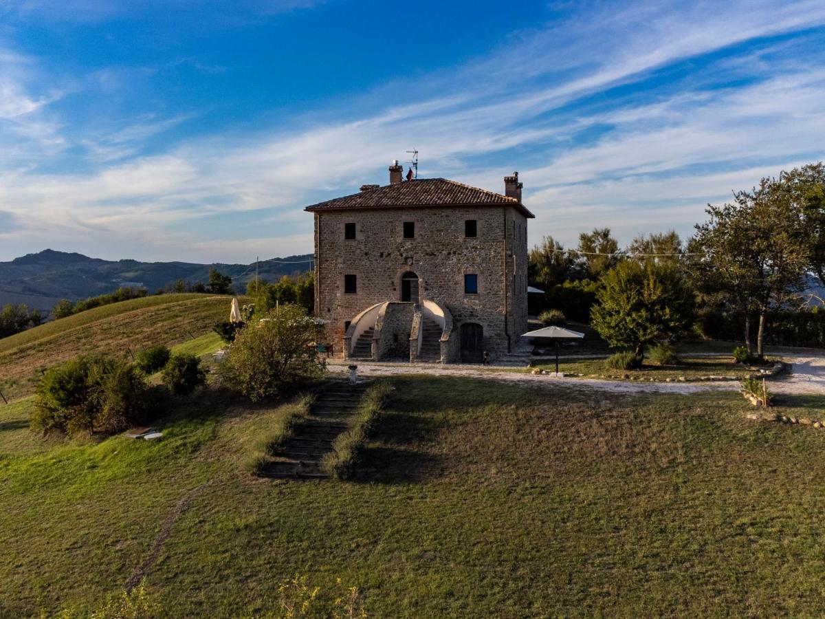 Palazzo Serre - Natura & Piscina San Leo Εξωτερικό φωτογραφία