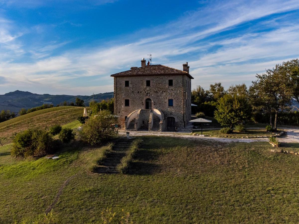 Palazzo Serre - Natura & Piscina Βίλα San Leo Εξωτερικό φωτογραφία